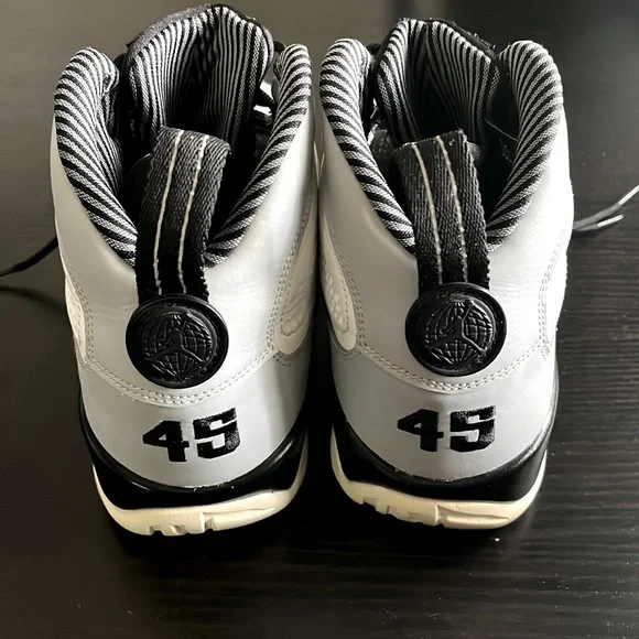 Jordan 9 Retro Baron - Picture 5 of 7
